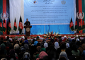 アフガニスタンの首都カブール（Kabul）で行われた「国際女性の日（International Womens Day）」の催しで講演するハミド・カルザイ（Hamid Karzai）大統領（2011年3月8日撮影）。(c)AFP/SHAH Marai