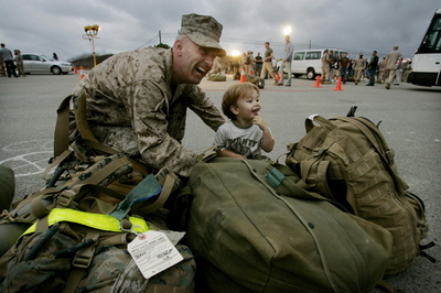 イラク帰還兵、家族との再会