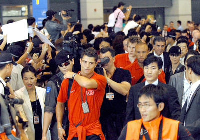 マンチェスター・ユナイテッド 韓国に到着