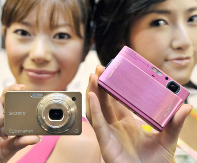 暗い所でも高画質撮影、サイバーショット新製品発売 ソニー