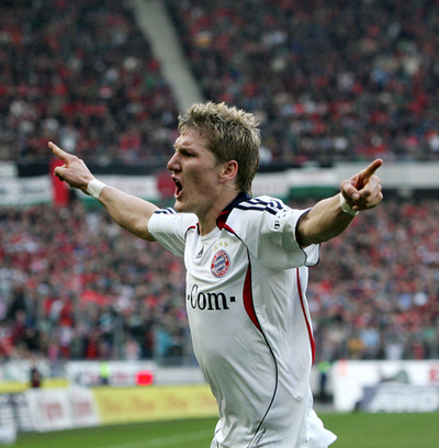 バイエルン シュバインシュタイガーの決勝ゴールでハノーバーを降す - ドイツ