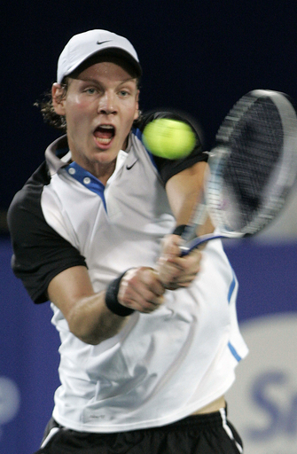 チェコ ベルディハがルーチャックに勝利