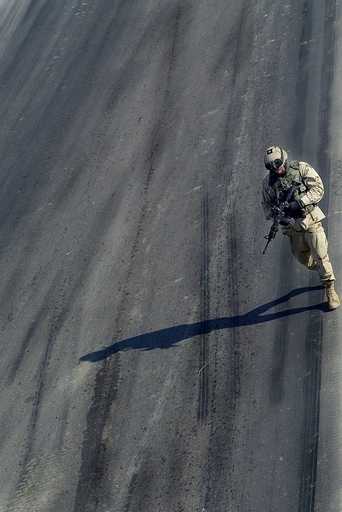 イラク北部のモスル近郊で米兵2人死亡、イラク陸軍の制服着た男が襲撃