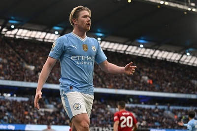 3冠目指すマンCに痛手 デ・ブルイネが負傷離脱