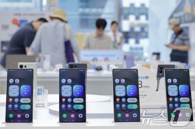 韓国サムスン、米スマホ市場で反撃開始…Appleとのシェア差が急縮小 [韓国記者コラム]