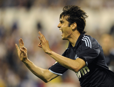 レアル・マドリード カカの復帰ゴールで勝利、バルセロナは首位堅守