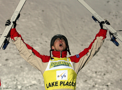 オミシュル 男子エアリアル・第3戦制しシーズン2勝目