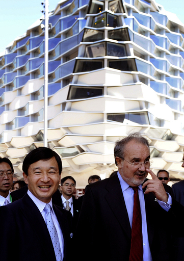 皇太子さま、サラゴサ国際博覧会を視察