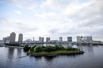 オープンウオーター会場の「悪臭」報道、地元は困惑気味も水質懸念