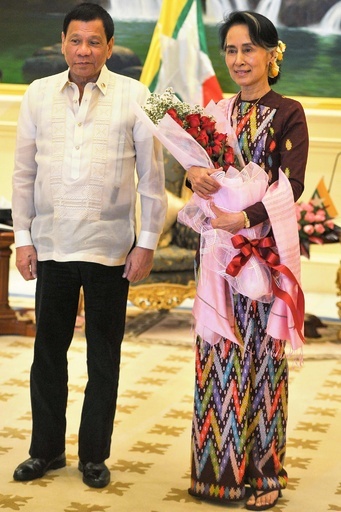 ドゥテルテ比大統領、欧州議会の議員らを「頭のおかしいやつら」と非難