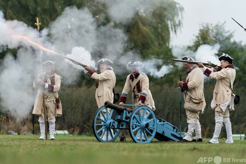 「ワーテルローの戦い」古戦場で人骨出土 ベルギー
