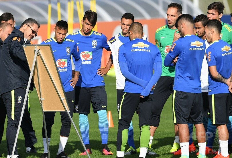 ブラジル五輪代表監督「金メダル獲得はネイマール次第」