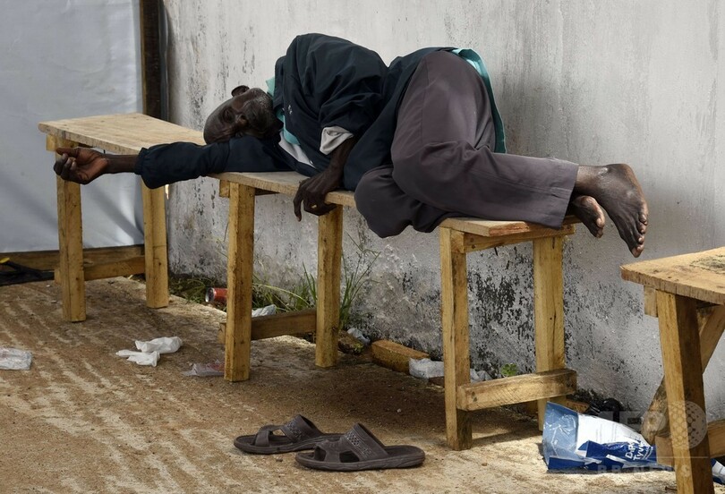 米国初のエボラ患者、リベリアの危機的状況浮き彫りに