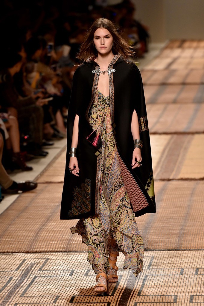 「エトロ」17年春夏