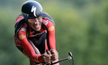 2012年UCIロード世界選手権大会（2012 UCI Road World Championships）は19日、男子エリート個人タイムトライアル（ヘールレンからファルケンブルフ、45.7キロメートル）が行われ、ドイツのトニー・マルティン（Tony Martin）が58分38秒で連覇を果たした。

レースに臨むスペインのアルベルト・コンタドール（Alberto Contador、2012年9月19日撮影）。(c)AFP/FRANCK FIFE