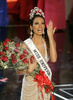 2006年の優勝者、プエルトリコ代表のスレイカ・リベラ・メンドーサ（Zuleyka Rivera Mendoza）さん。米ロサンゼルスで開かれた最終選考会で（2006年7月23日撮影）。(c)AFP/HECTOR MATA