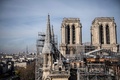 再建作業中の仏パリのノートルダム大聖堂（2020年11月24日撮影）。(c) Martin BUREAU / AFP