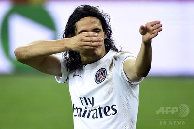 銃撃パフォーマンスのカヴァーニ 1試合の出場停止 写真2枚 国際ニュース Afpbb News