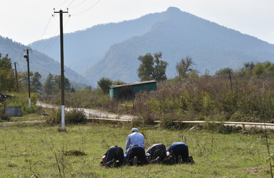 ロシアの9歳少女が女性器切除、人権団体が父親らを告発