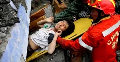 四川大地震の「ほほ笑みの少女」結婚 SNSに祝福コメント殺到 