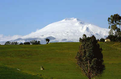 伊エトナ山、印ラジャスタンの砦群など世界遺産に登録