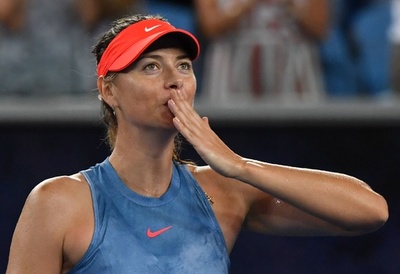 シャラポワが危なげなく2回戦突破、次戦は因縁のウォズニアッキ 全豪OP