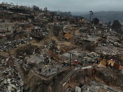 大規模山火事引き起こした男を逮捕 死者21人 チリ南部