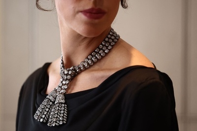 謎に包まれた18世紀のダイヤの首飾り、11月に競売へ