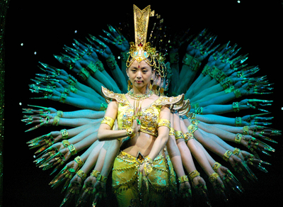 石家荘で「千手観音の舞」が披露される - 中国