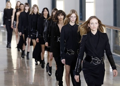 アメリカンなモチーフをフレンチシックに表現、「アンソニー・バカレロ」5/16秋冬