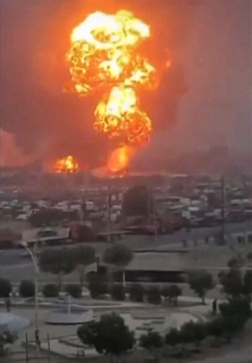 イスラエルがイエメン空爆、4人死亡