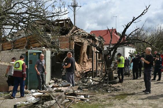 ロシア・ウクライナ双方が民間施設攻撃、スーパーやバス停 10人死亡