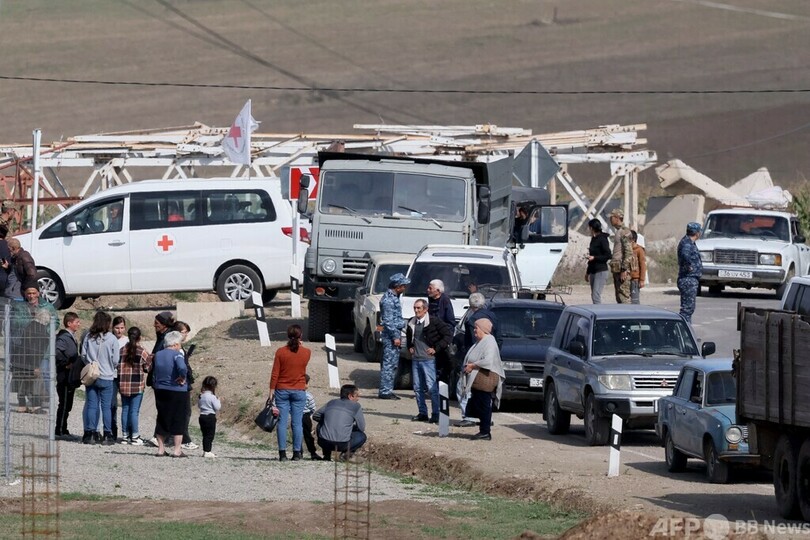 アルメニア首相、対ロ政策大幅転換の考え ナゴルノ不介入に反発