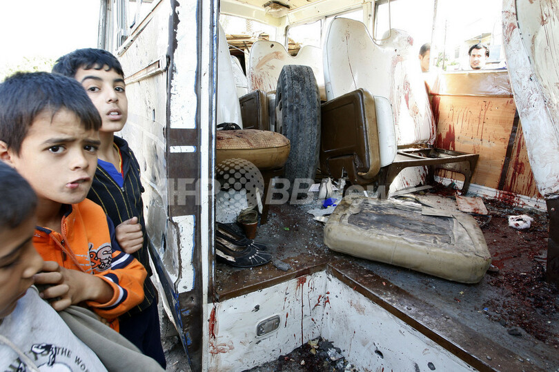 バグダッドの市場で連続自爆攻撃、朝の買い物客ら28人死亡