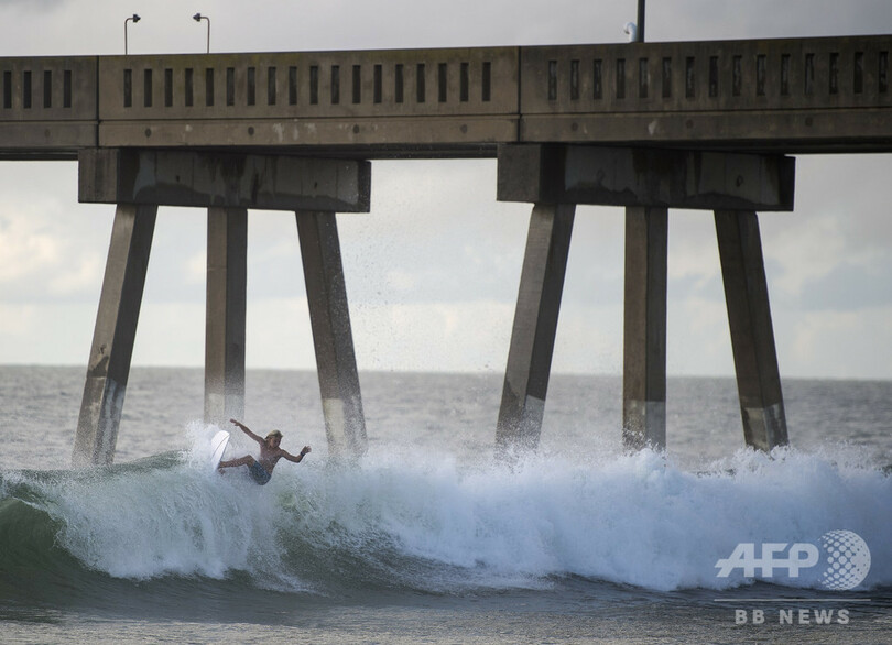ハリケーン「フローレンス」、勢力維持し米東海岸に進行 壊滅的被害の恐れ