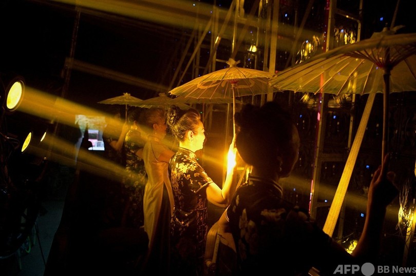 中国の高齢インフルエンサー、SNSで大活躍