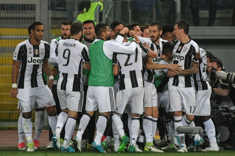 ローマがユベントスに勝利、目前での優勝決定を阻止