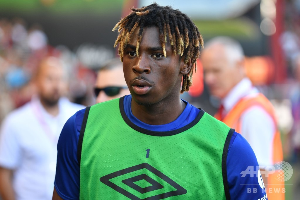 エバートンの20歳FWが要請無視しパーティー、クラブは「あぜん」 写真1枚 国際ニュース：AFPBB News