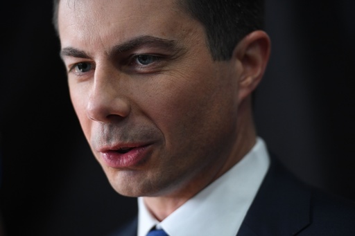 米大統領選、ブーティジェッジ氏が民主党候補支持率で2位躍進