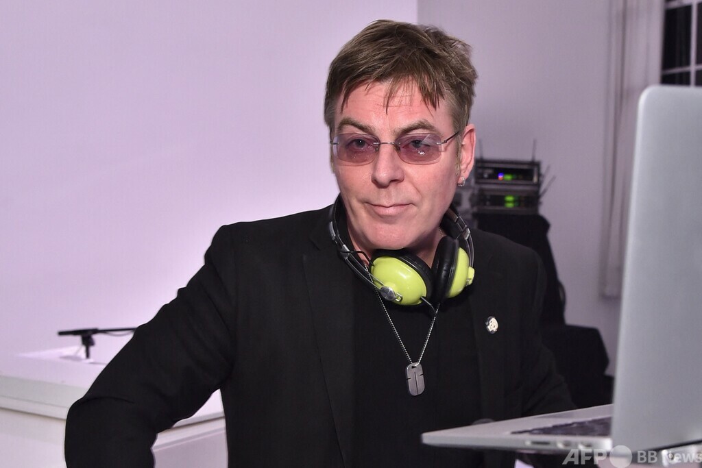 アンディ・ルークさん死去 「ザ・スミス」ベーシスト、59歳 写真4枚 国際ニュース:AFPBB News