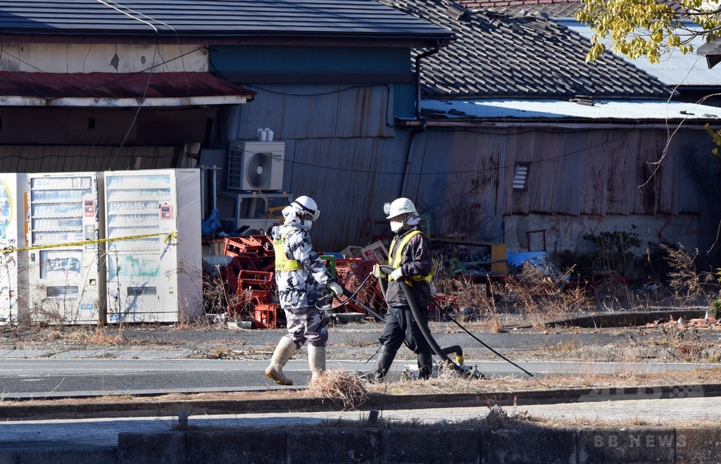 福島原発の除染作業に外国人実習生、4社で発覚 法務省調査 福島原発の除染作業に外国人実習生、4社で発覚 法務省調査
