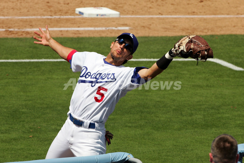 MLB  ジェフ　ケント　直筆サイン入りフォト　ロスアンゼルスドジャース MLB ジェフ ケント 直筆サイン入りフォト ロスアンゼルス