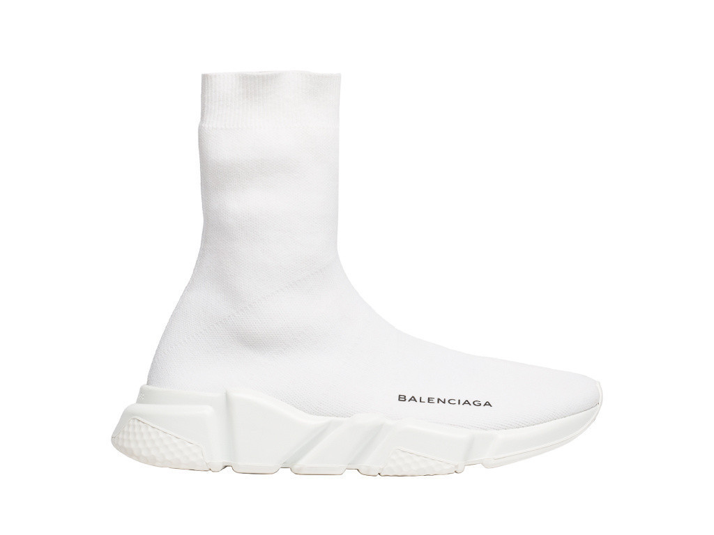 「バレンシアガ」ソックスのような近未来スニーカー登場！