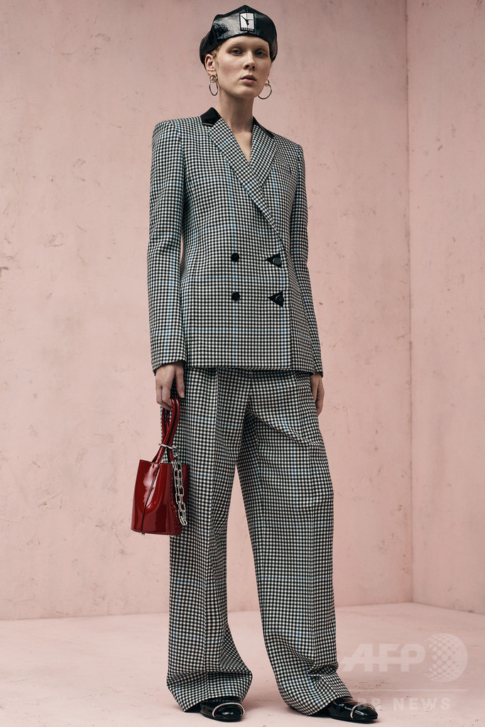 「アレキサンダー ワン」2017年リゾートコレクション