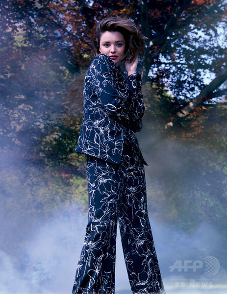 ミランダ・カーが「マレーラ」新ミューズに、マッギンレー撮影のビジュアル公開