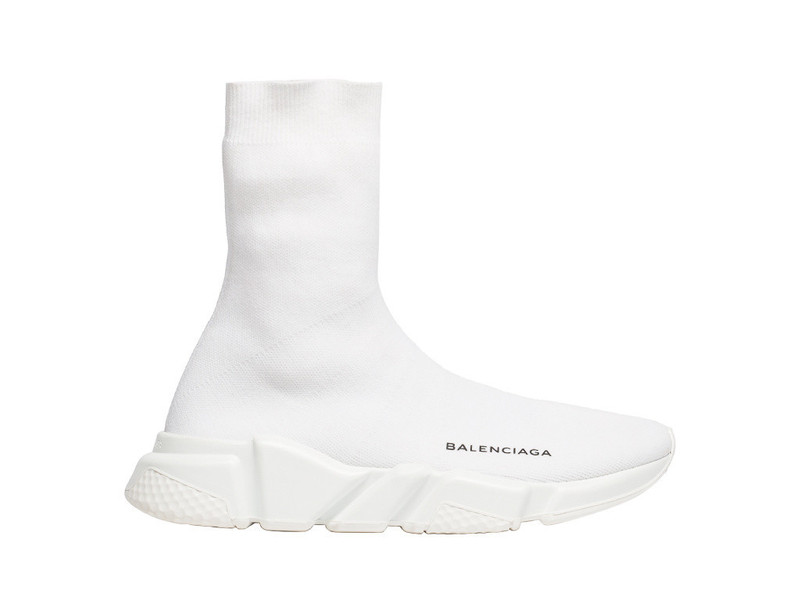 「バレンシアガ」ソックスのような近未来スニーカー登場！