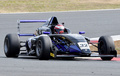 FIA-F4選手権のシーズン開幕を控え、静岡県小山町の富士スピードウェイでテスト走行に臨む今橋彩佳（2016年3月23日撮影）。(c)AFP/TORU YAMANAKA