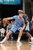 14-15NBA、メンフィス・グリズリーズ（Memphis Grizzlies）対ロサンゼルス・クリッパーズ（Los Angeles Clippers）。メンフィス・グリズリーズのザック・ランドルフ（Zach Randolph、右）とマッチアップするロサンゼルス・クリッパーズのブレイク・グリフィン（Blake Griffin、2014年11月23日撮影）。(c)AFP/Getty Images/NBAE/Joe Murphy