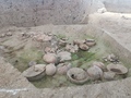義烏市橋頭村の橋頭遺跡から出土した土器（2020年10月23日撮影）。(c)Xinhua News