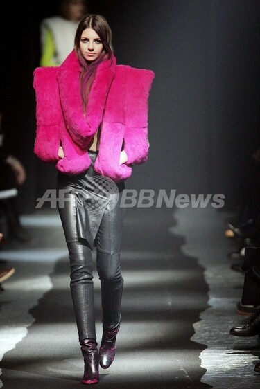07/08年秋冬パリ・コレクション＞マルタン・マルジェラ、新作を発表
